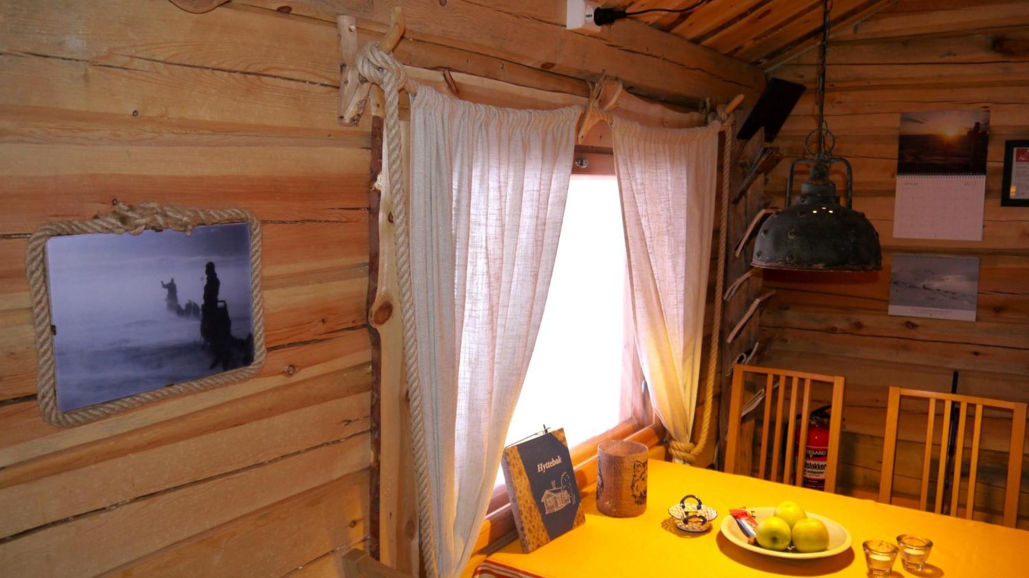 Bardu Huskylodge Eksteriør billede